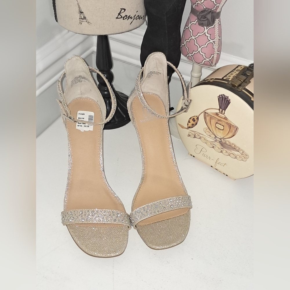 Material Girl Gold Bejeweled Open Toe Heel Size 9.5M NWOB